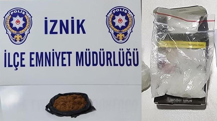 İznik'te polis ekiplerinin durdurduğu araçtan uyuşturucu çıktı! Cezaevine gönderildi