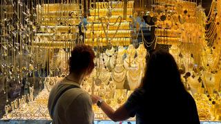 Altın küçük yatırımcıyı hareketlendirdi, kuyumcu 'satışlar yoğunlaştı' dedi! Uzmanlar rakam verip o tarihi işaret etti