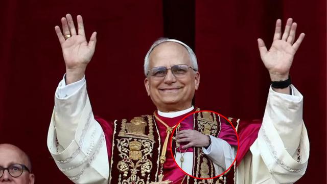 Yeni Papa'nın bileğindeki saatin fiyatı gündem oldu! Herkes araştırıyordu