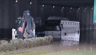 Kayseri'de sağanak; alt geçitler su doldu