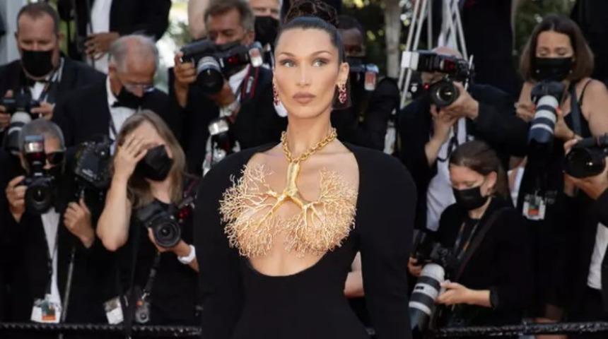 Cannes Film Festivali'ne kıyafet yasağı damga vurdu! Resmi duyuru yapıldı! ''Çıplaklık yasaktır''