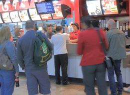 Fast food devi Türkiye'de 2 bin kişiyi işe alacak! 'Türkiye'nin dört bir yanında her yaştan...'