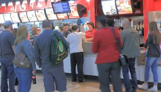 Fast food devi Türkiye'de 2 bin kişiyi işe alacak