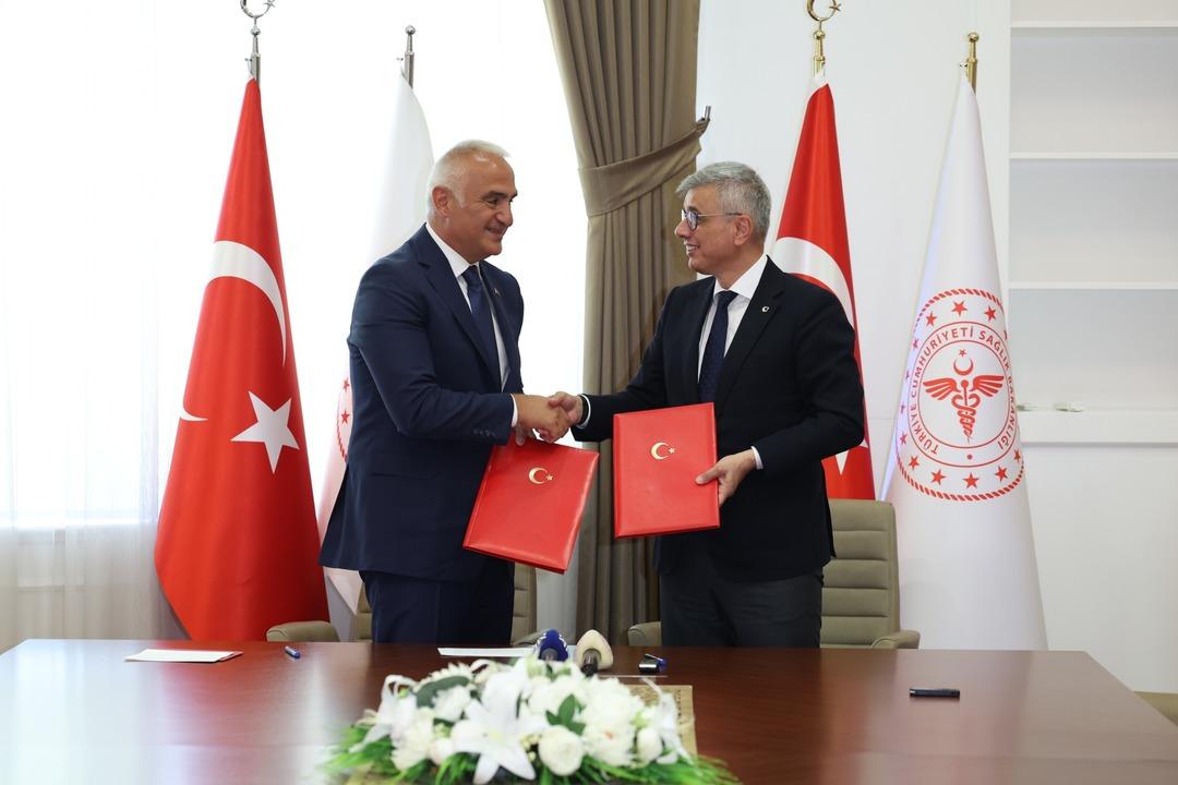 IKI-BAKANLIK-ARASINDA-SAGLIK-TURIZMINE-Y_710167_210159