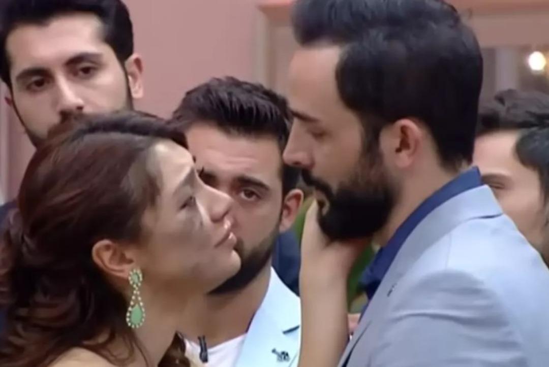ONUR ONUR