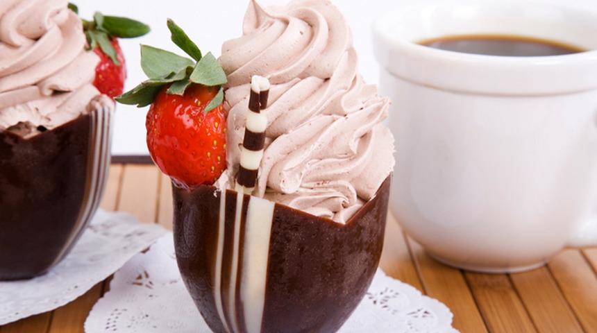 Haftanızı g&uuml;zelleştirecek 3 şipşak tatlı tarifi: Tatlı krizine Pratik &ccedil;&ouml;z&uuml;mler...