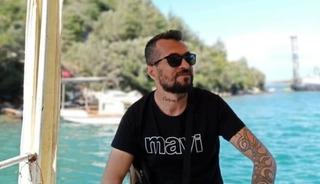 Bodrum'da ışıkta bekleyen otomobile çarpan motosikletli yaşamını yitirdi
