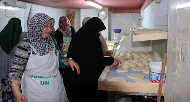 Oltulu kadınlar, Mehmetçik için kete yaptı 