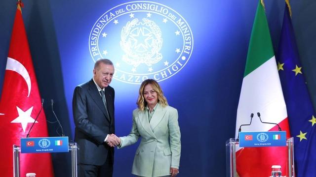 Cumhurbaşkanı Erdoğan, İtalya Başbakanı Meloni ile telefonda görüştü