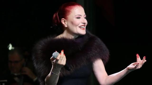 Candan Erçetin Lüleburgaz'da 3 dönüm arazi üzerine çiftlik kurdu! Organik tarım bile yapıyor