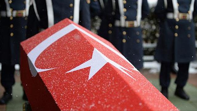 Yıldırım çarpan asker şehit oldu