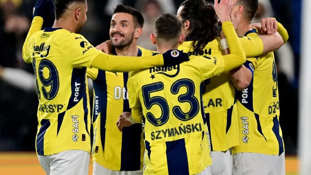 Fenerbah&ccedil;e yi Şampiyonlar Ligi nde bekleyen b&uuml;y&uuml;k tehlike! 4 ayrı lig, 4 ayrı senaryo takip edilecek... 2