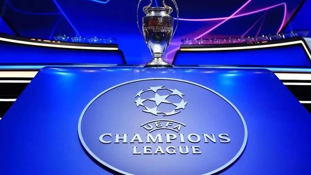 Fenerbah&ccedil;e yi Şampiyonlar Ligi nde bekleyen b&uuml;y&uuml;k tehlike! 4 ayrı lig, 4 ayrı senaryo takip edilecek... 4