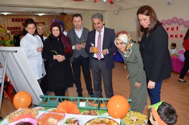 “Kalbimi Seviyorum Çünkü İçinde Sevdiklerim Var” projesi açıldı