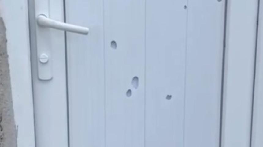 Diyarbakır'da dolu etkili oldu; bağ evi kapısı delindi