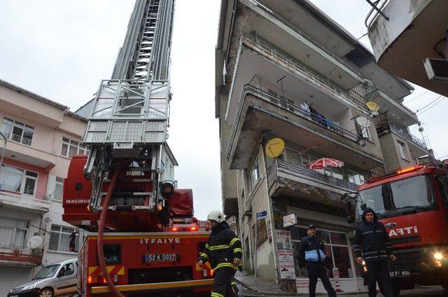 Ordu’da bina yangını