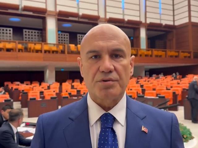 İYİ Parti Grup Başkanvekili Çömez: "Verdiğimiz önerge oylanırken, iktidar milletvekilleri salonu terk etti ve Meclis kapandı"