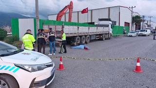 Hatay'da feci kaza! Tırla çarpışan motosikletin 16 yaşındaki sürücüsü hayatını kaybetti