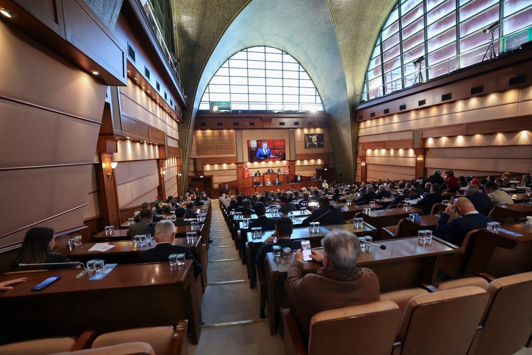AA-20250514-37951329-37951328-IBB_MECLISINDE_ISKIYE_ILISKIN_SORU_ONERGELERI_VERILDI