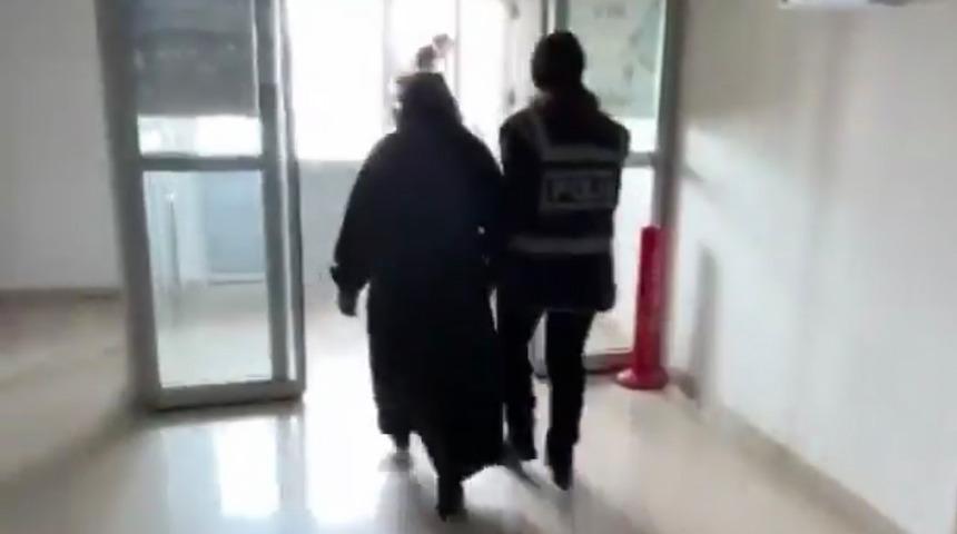 Bingöl’de oto hırsızları yakalandı! Çalınan aracın sahibine teslim edildiği duyuruldu