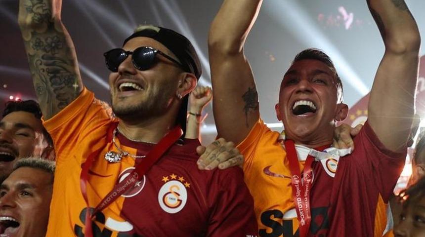 Icardi'den Muslera'ya özel mesaj! Kupa fotoğrafının altına yazdı...