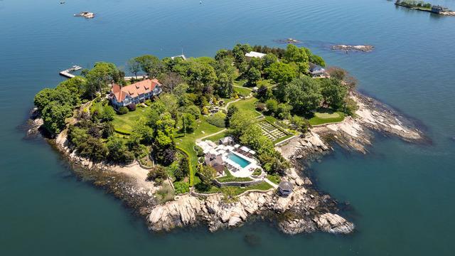 Sadece tekneyle ulaşılabiliyor! Efsane Rogers Island adası rekor fiyata satışa sunuldu! 