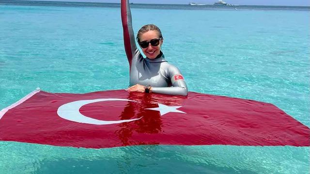 Şahika Ercümen’den 3 altın, 2 gümüş madalya