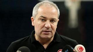 A Milli Kadın Basketbol Takımı Başantrenörü Ekrem Memnun ameliyat edildi