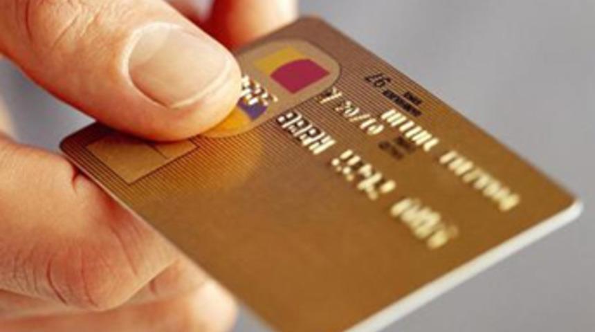 Her 10 kişiden 7'si kredi kartını ödeme aracı olarak görüyor