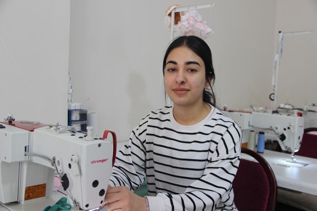 AW455448_05