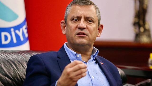CHP lideri Özel "Ben de sürdürürsem ne olayım" dedi ve ekledi: "Yarın karar çıkarırsam şaşırmasınlar"