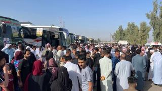 Kerkük'te ilk hac kafilesi dualarla kutsal topraklara uğurlandı