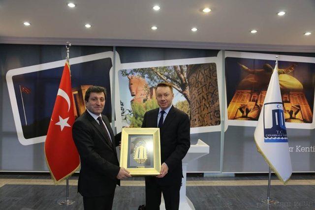 Avustralya’nın Ankara Büyükelçisi Brown’dan Vali Tavlı’ya ziyaret