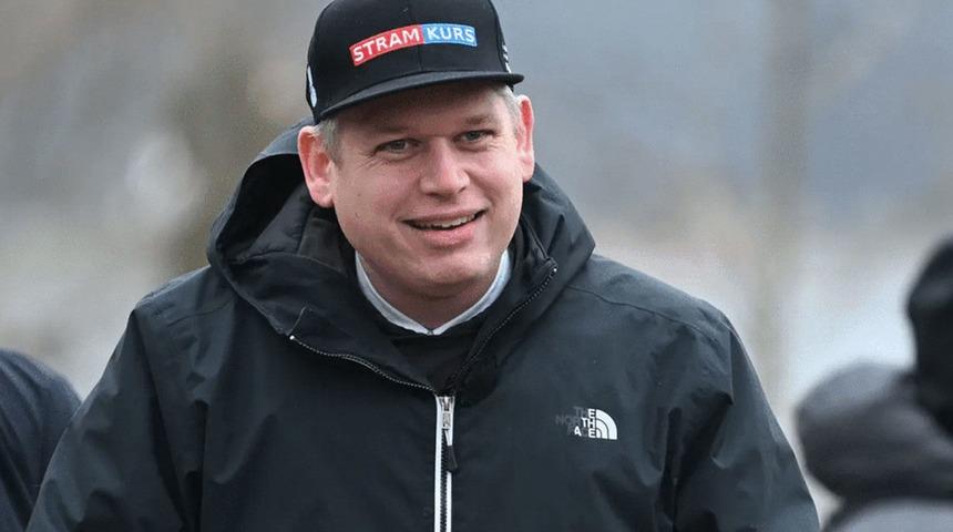 İtalya, Danimarkalı aşırı sağcı Paludan'ı sınır dışı etti