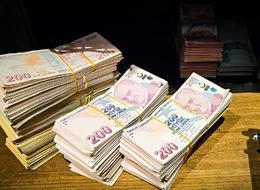 Kredi faizleri uçtu! Konut kredisiyle ev almak için doktor maaşıyla yapılan hesap bile tutmadı…