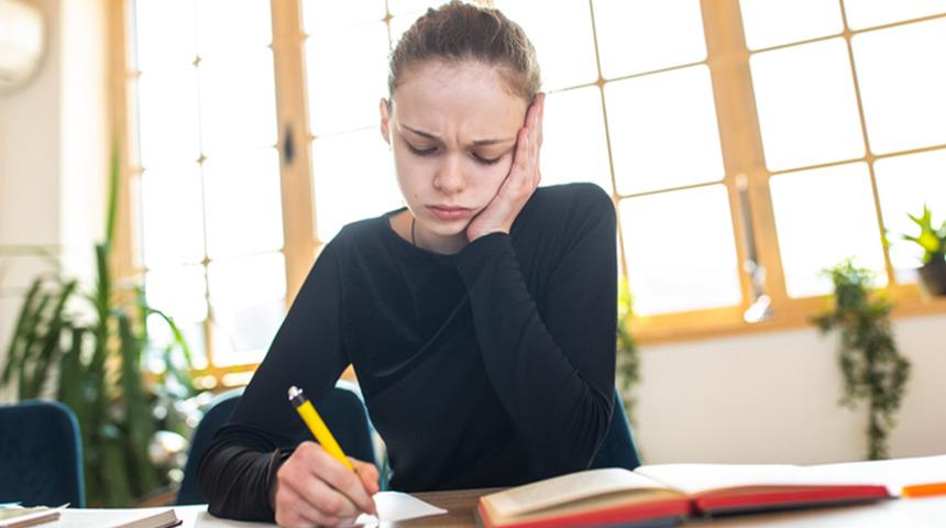 LGS ve YKS'ye sayılı günler kaldı... Sınav kaygısından kurtulmanın 5 etkili yolu! "Sınavlar bir son değil dönüm noktasıdır" 