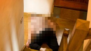 Annesinin cesediyle 4 yıl boyunca yaşadı! Ölünce yatağına taşıyıp bırakmış...