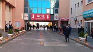 Batman'da 40 liseli kantinde yedikleri tavuk dönerden rahatsızlanıp, hastaneye başvurdu