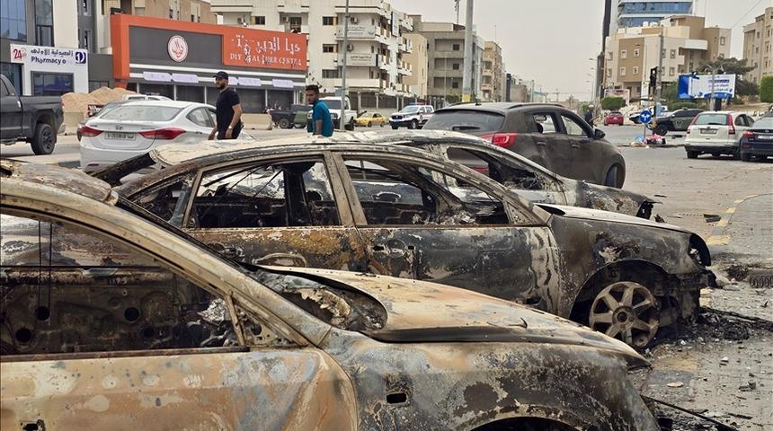 Libya'nın başkenti Trablus karıştı, Türkler tahliye edildi: "Hedef gözetmeden ateş ediyorlar"
