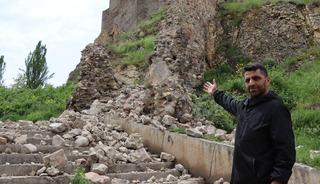 Oltu Kalesi yıkılma tehlikesiyle karşı karşıya