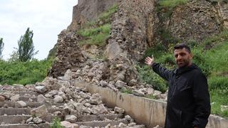 Oltu Kalesi yıkılma tehlikesiyle karşı karşıya