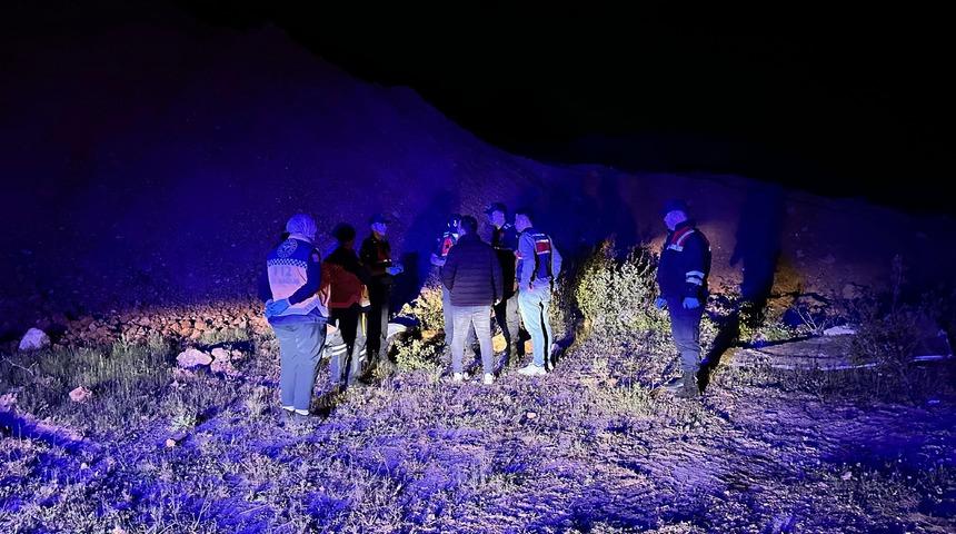 İznik'te kaçak kazı yapan defineciler göçük altında kaldı: 1 ölü