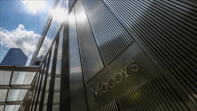 Çok konuşulacak karar! Moody's ABD'nin kredi notunu düşürdü! 