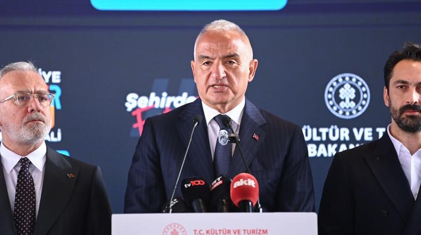 Manisa'da Kültür Yolu Festivali heyecanı! Bakan Ersoy: "Dünyanın en kapsamlı festivali konumuna geldi"