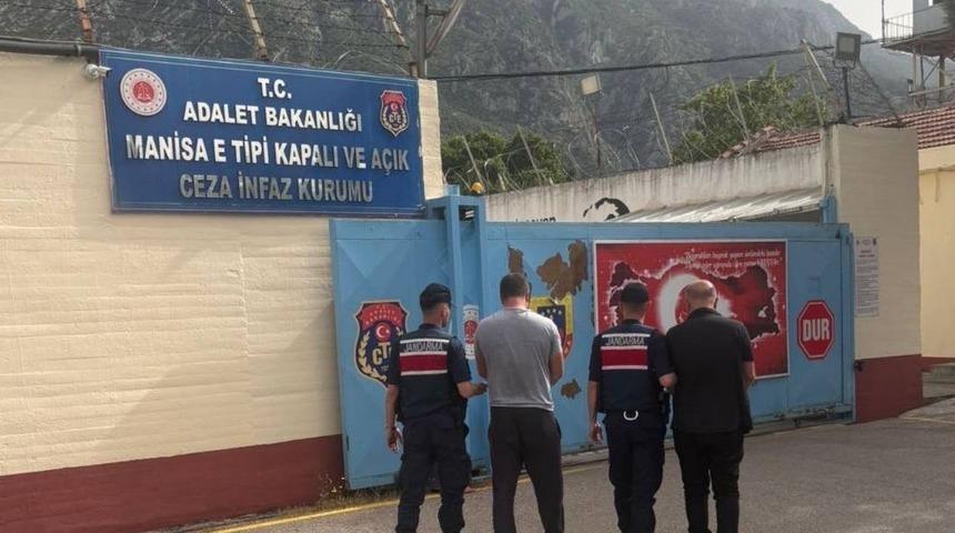 Aranan iki hükümlü Turgutlu’da yakalandı