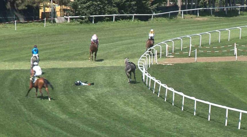 Jokey Mertcan Çelik, hastanede yaşam savaşı veriyor! Son durumu çok kritik...