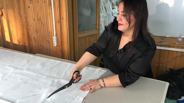 Üniversitede okuduğu mesleği bu iş için bırakmış! 'Makinemi 50 TL'lik taksitlerle ödedim' diyerek anlattı: 'Rus bir kadından eğitim aldım'