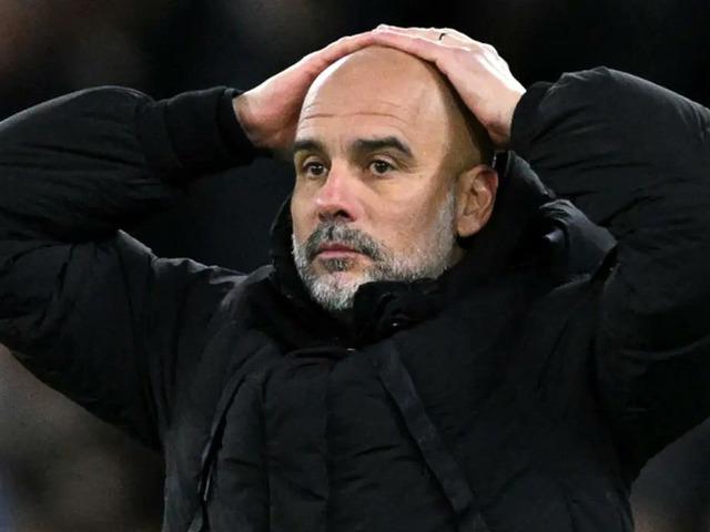 Crystal Palace, ilk kez FA Cup'ı müzesine götürdü! Manchester City'ye bir şok daha