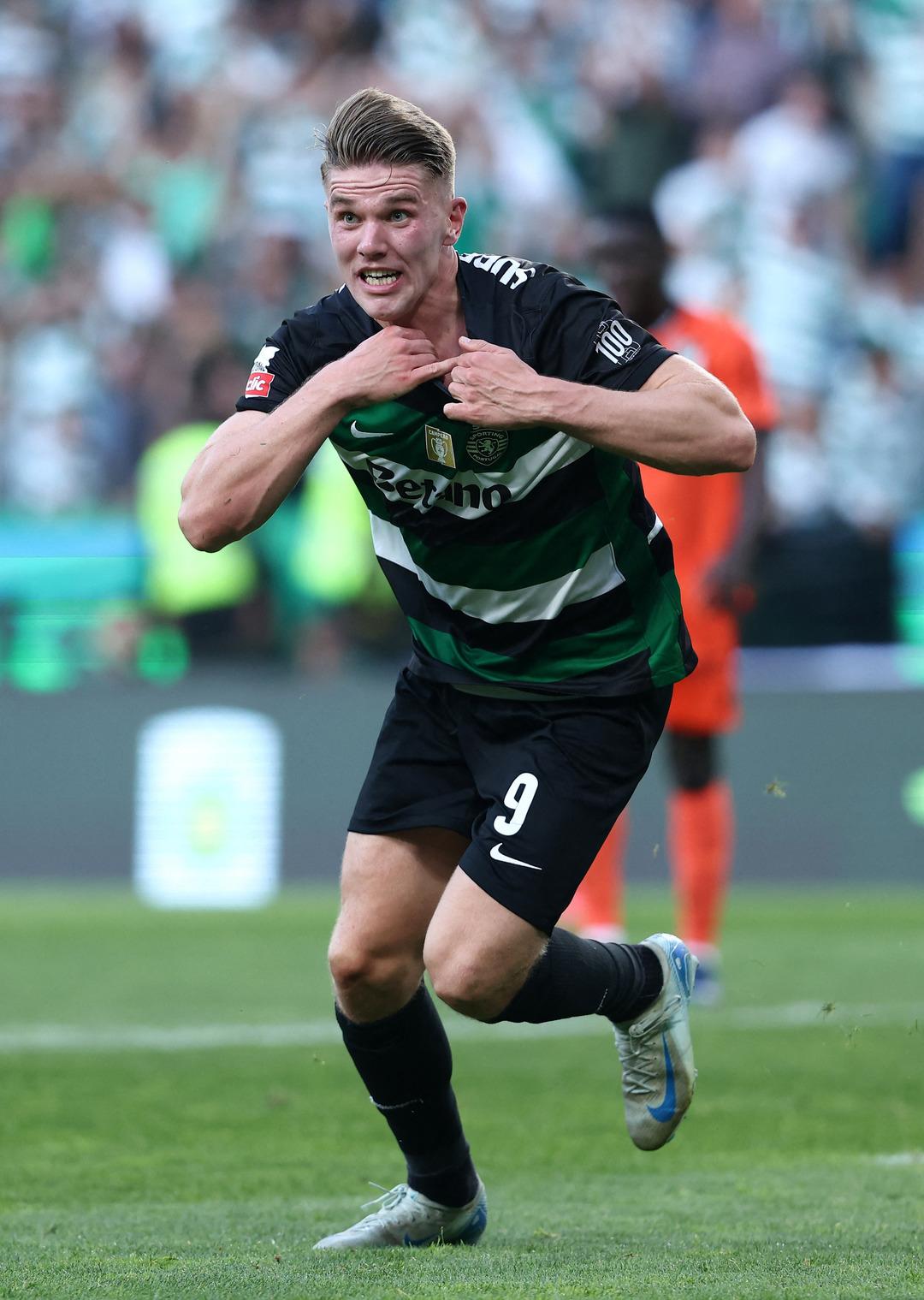 2025-05-17T190043Z_57016766_UP1EL5H1GT6DY_RTRMADP_3_SOCCER-PORTUGAL-SCP-VSC-REPORT