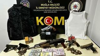 Bodrum'da aranan şüphelilere villada operasyon; 3 tutuklama